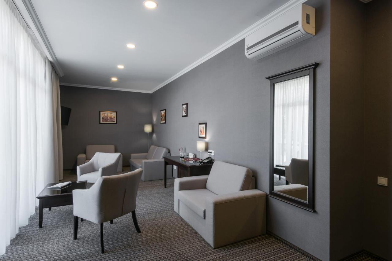Optima Collection Park Hotel 이바노프란키우스크 외부 사진